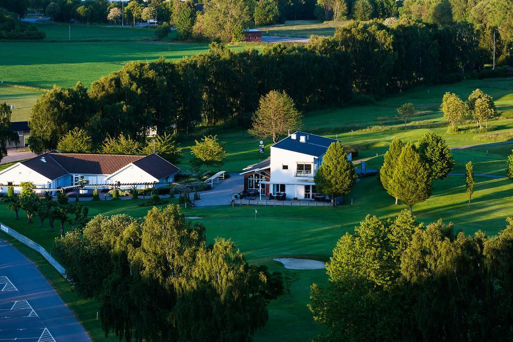 Soederasens Golf Lodge Risekatslosa Екстериор снимка